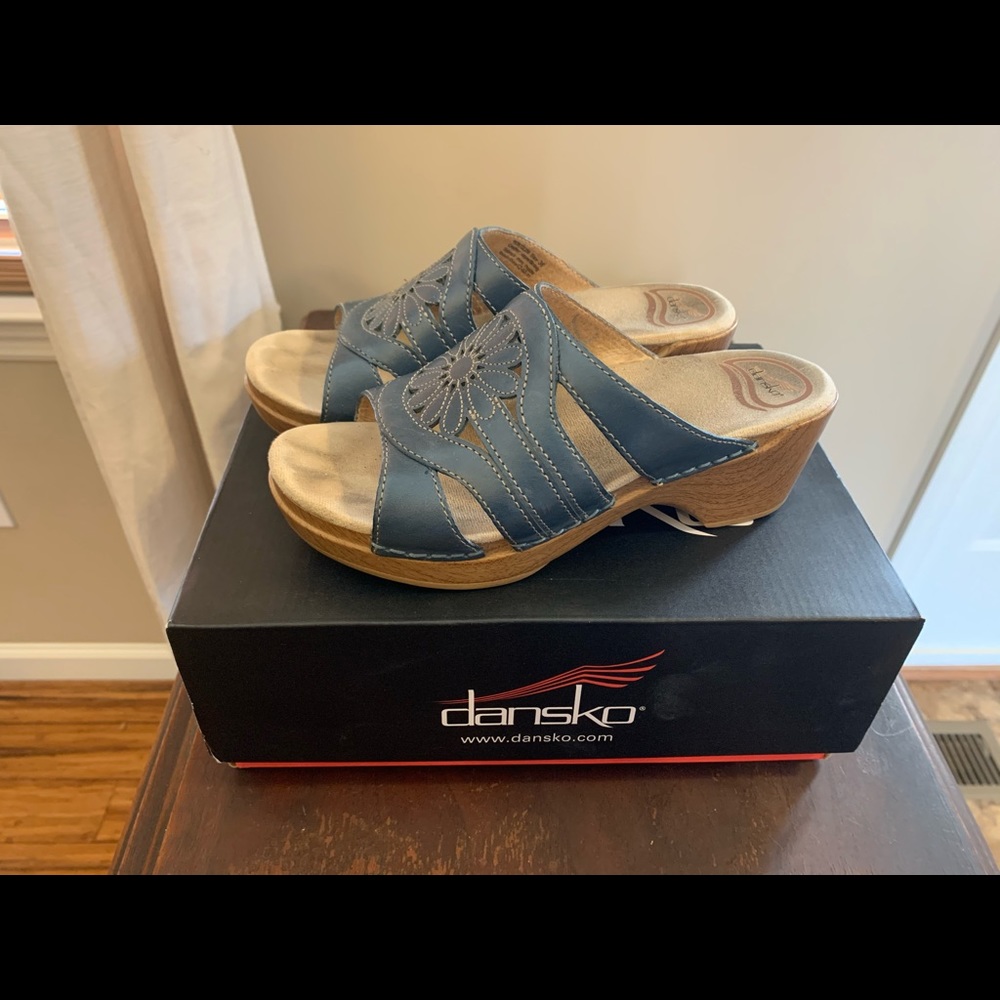 Dansko sandal